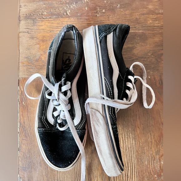 Classic black suede vans size 7 - Picture 2 of 5